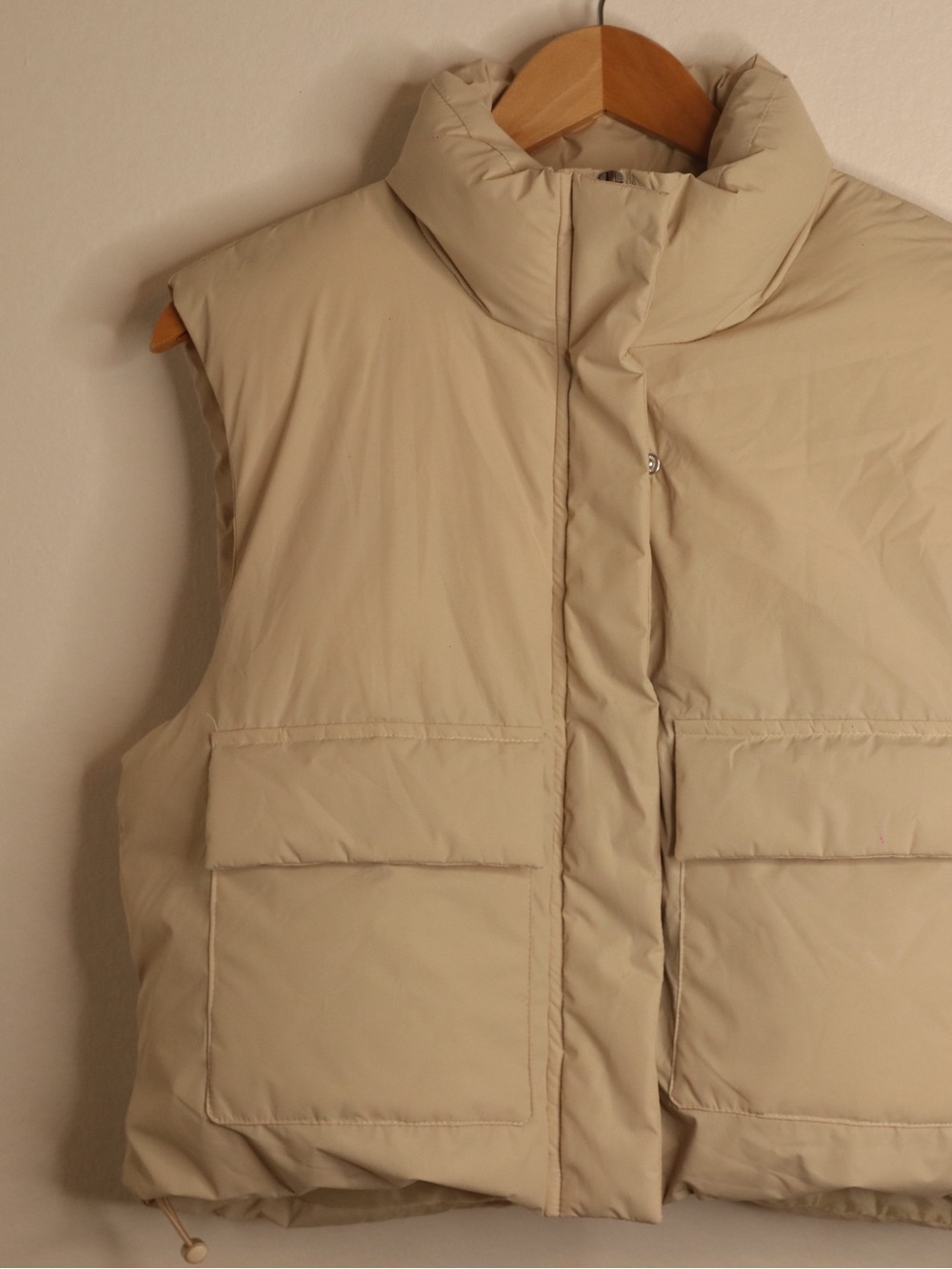 Ci Sono Puffer Vest in Light Beige